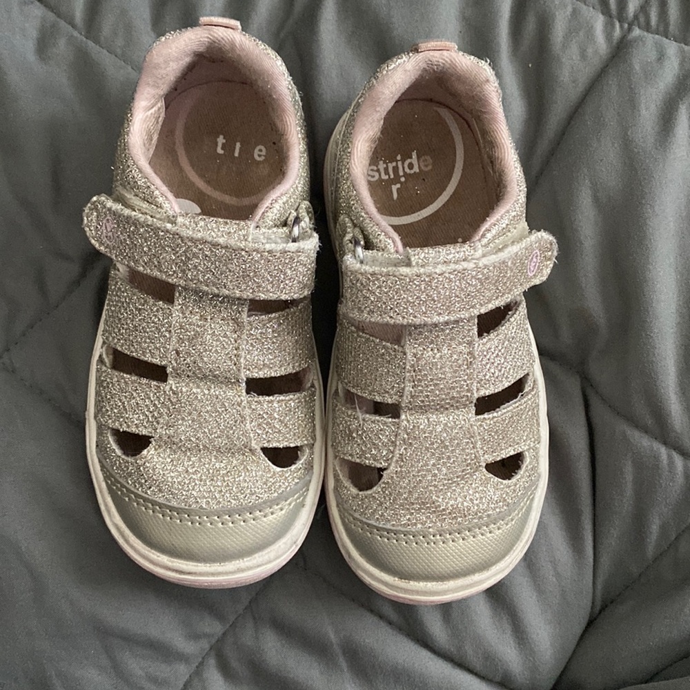 Stride rite toddler girl memory foam glitter sandals